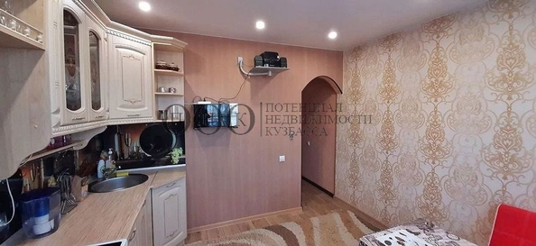 
   Продам 2-комнатную, 61 м², Юрия Двужильного ул, 36

. Фото 5.