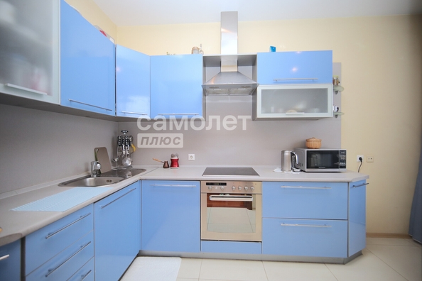 
   Продам 3-комнатную, 96.6 м², Химиков пр-кт, 43А

. Фото 1.