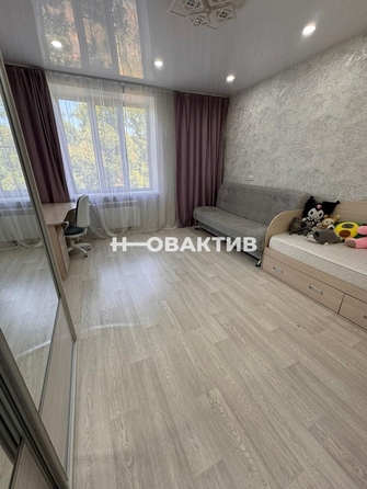 
   Продам 2-комнатную, 59.7 м², Чекалина (Кузнецкий р-н) ул, 14

. Фото 2.