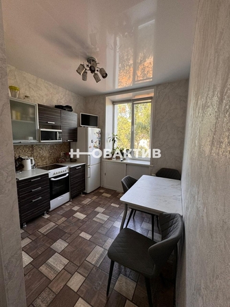 
   Продам 2-комнатную, 59.7 м², Чекалина (Кузнецкий р-н) ул, 14

. Фото 13.