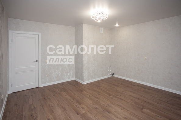 
   Продам 2-комнатную, 40.5 м², Космическая ул, 2в

. Фото 4.