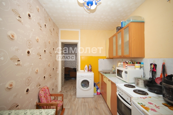 
   Продам 2-комнатную, 43.3 м², Строителей б-р, 42

. Фото 11.