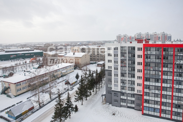 
   Продам 2-комнатную, 38.8 м², Космическая ул, 2в

. Фото 28.