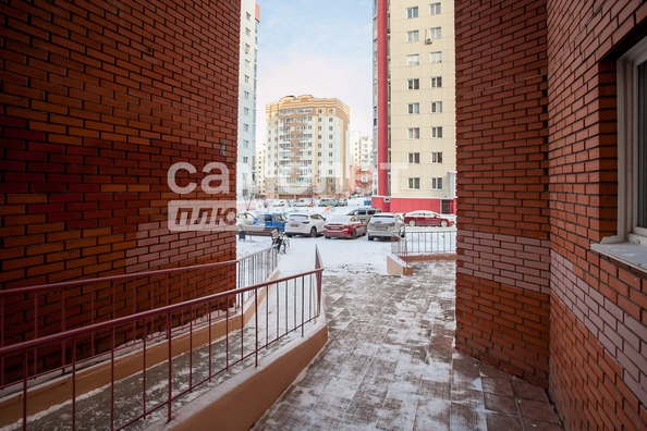 
   Продам 3-комнатную, 77.9 м², Юрия Двужильного ул, 32б

. Фото 27.