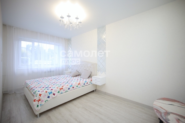 
   Продам 3-комнатную, 61 м², Ударная ул, 12

. Фото 4.