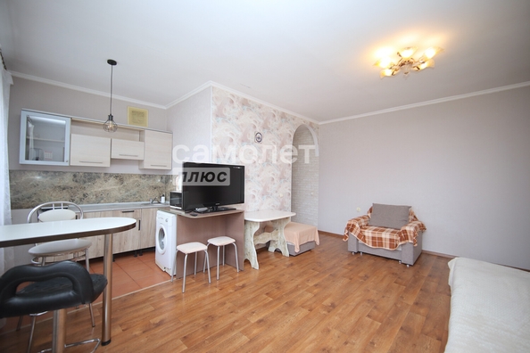 
  Продается 2-комн. квартира, 43.3 м², Дзержинского ул, д. 8
. Фото 5.