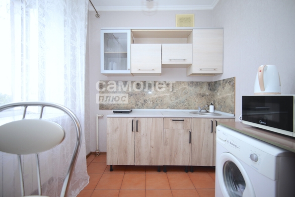 
  Продается 2-комн. квартира, 43.3 м², Дзержинского ул, д. 8
. Фото 10.