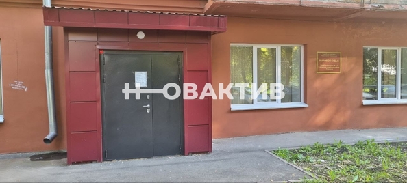 
   Продам помещение свободного назначения, 594 м², 40 лет Октября ул, 10

. Фото 5.