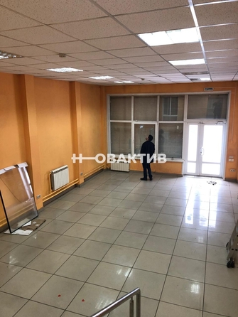 
   Продам помещение свободного назначения, 112.7 м², Октябрьский  пр-кт, 13

. Фото 3.