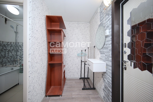 
   Продам 1-комнатную, 30.1 м², Красная горка мкр, 24

. Фото 15.