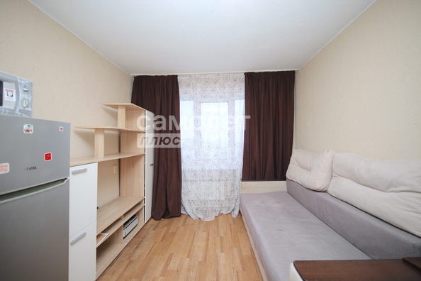 
   Продам студию, 16.5 м², Строителей б-р, 50/2

. Фото 1.