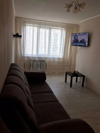 
   Продам 1-комнатную, 29 м², Шахтеров пр-кт, 60а

. Фото 10.