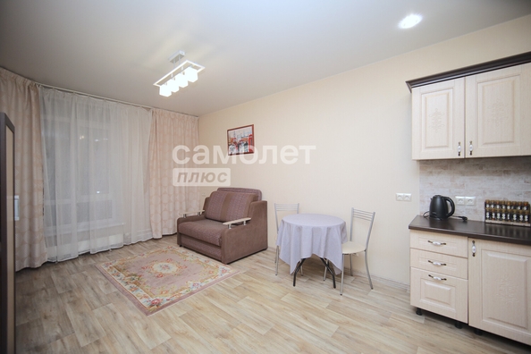 
   Продам 1-комнатную, 26.8 м², Московский пр-кт, 18к3

. Фото 2.