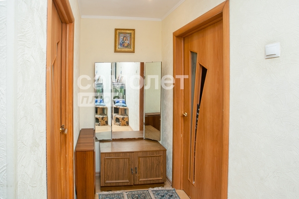 
   Продам 3-комнатную, 62.8 м², Сибиряков-Гвардейцев ул, 17

. Фото 5.