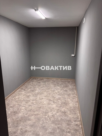 
   Сдам помещение свободного назначения, 13 м², Ленина пр-кт, 27

. Фото 2.