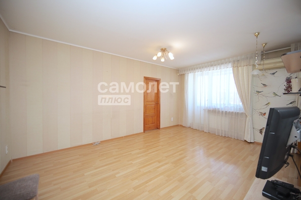 
   Продам 2-комнатную, 43.9 м², Весенняя ул, 19А

. Фото 5.