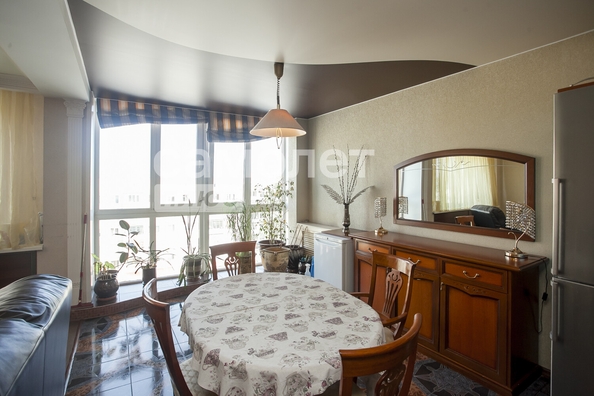 
  Продается 3-комн. квартира, 120.8 м², Строителей б-р, д. 28/1
. Фото 12.
