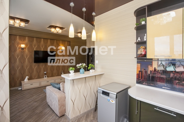 
  Продается 3-комн. квартира, 88.5 м², Осенний б-р, д. 8
. Фото 8.