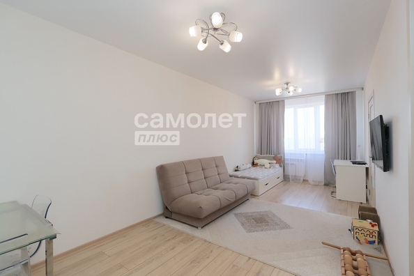 
  Продается 2-комн. квартира, 48.2 м², Осенний б-р, д. 15/2
. Фото 2.