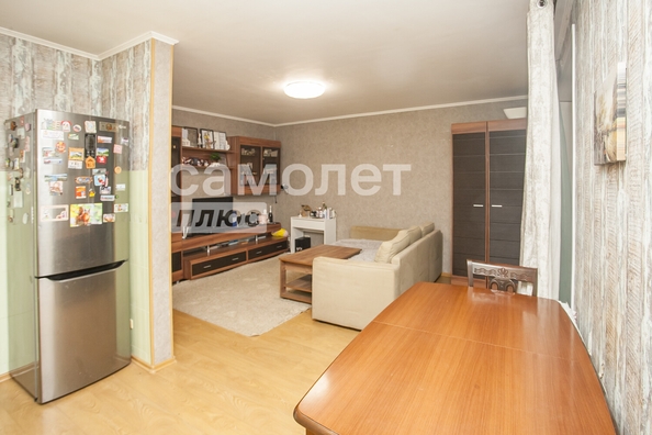 
   Продам 4-комнатную, 75.4 м², Шахтеров пр-кт, 61Б

. Фото 1.