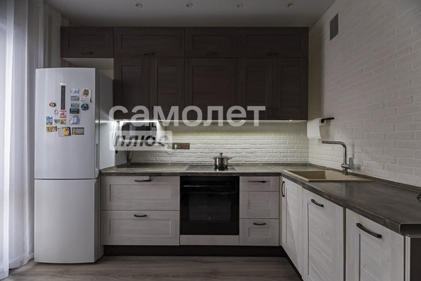 
  Продается 2-комн. квартира, 57 м², Строителей б-р, д. 57/1
. Фото 12.