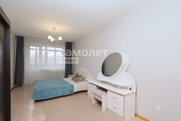 
  Продается 2-комн. квартира, 49.5 м², Строителей б-р, д. 42Б
. Фото 9.