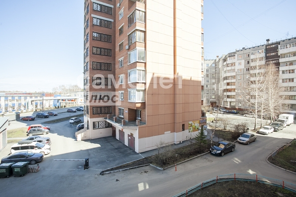 
  Продается 3-комн. квартира, 68.4 м², Свободы ул, д. 13
. Фото 26.