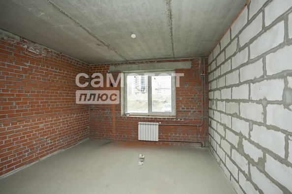 
   Продам 1-комнатную, 27.1 м², Строителей б-р, 73а

. Фото 3.