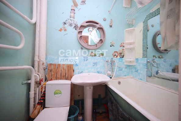
   Продам 1-комнатную, 16.5 м², Строителей б-р, 46

. Фото 8.