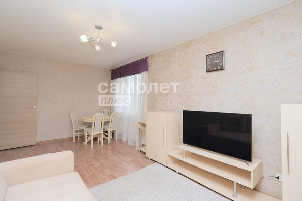 
  Продается 2-комн. квартира, 43 м², Сибиряков-Гвардейцев ул, д. 302
. Фото 3.