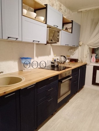 
   Продам 3-комнатную, 58 м², Линия 1-я ул, 2

. Фото 7.
