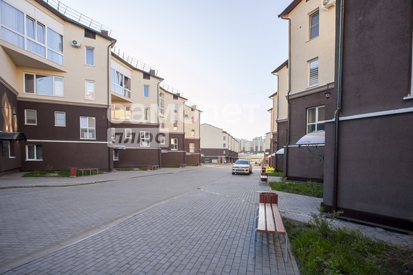 
   Продам 2-комнатную, 50 м², Строителей б-р, 71

. Фото 30.