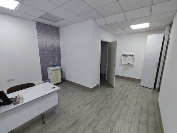 
  Продается офис, 316 м², Октябрьский пр-кт, д. 4А
. Фото 10.