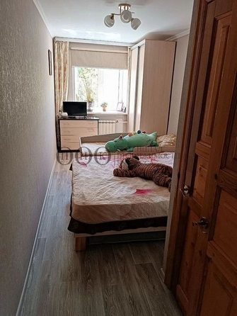 
  Продается 3-комн. квартира, 57 м², Гагарина ул, д. 138
. Фото 8.