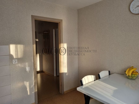 
  Продается 1-комн. квартира, 35 м², Тухачевского ул, д. 27
. Фото 3.
