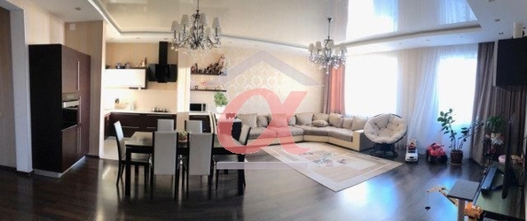 
  Продается 4-комн. квартира, 138.5 м², Свободы ул, д. 3
. Фото 3.
