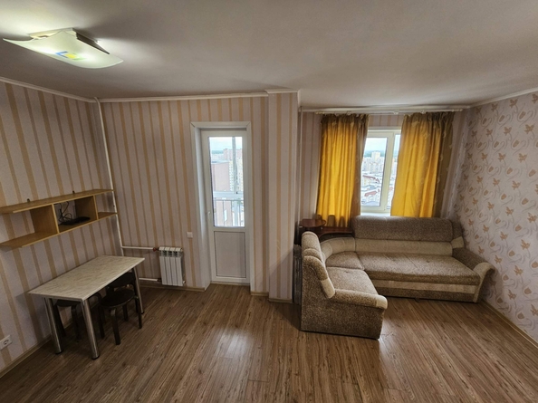 
  Сдается 1-комн. квартира, 34 м², Шахтеров пр-кт
. Фото 2.