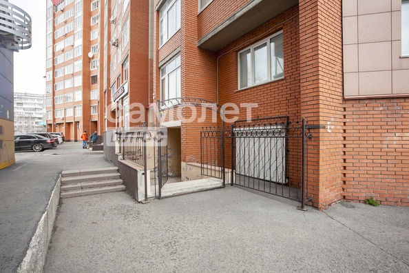 
  Сдается офис, 190 м², Молодежный пр-кт, д. 3а
. Фото 1.