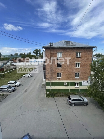 
  Продается 2-комн. квартира, 43.2 м², Революции ул, д. 28
. Фото 12.