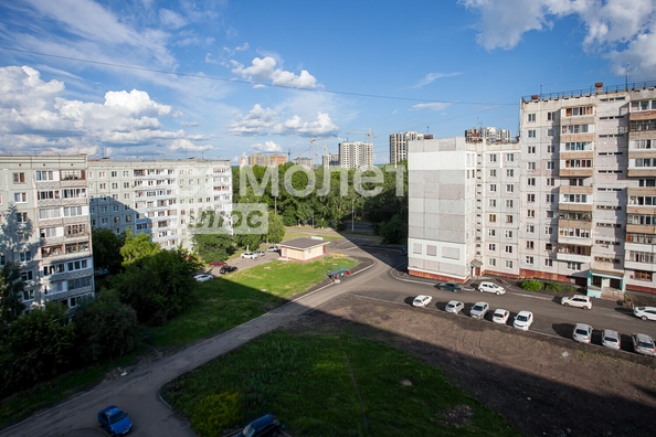 
  Продается 3-комн. квартира, 46.9 м², Строителей б-р, д. 56/2
. Фото 17.