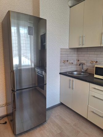
  Сдается 1-комн. квартира, 35.7 м², Шахтеров пр-кт
. Фото 2.