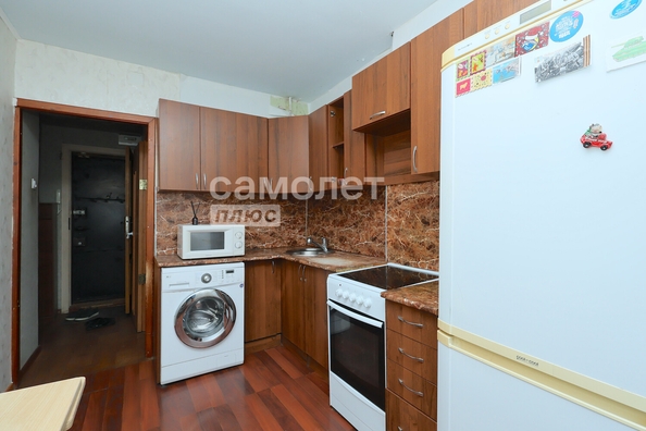 
  Продается 4-комн. квартира, 60.5 м², Строителей б-р, д. 33
. Фото 19.