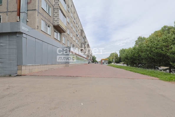 
  Продается 4-комн. квартира, 60.5 м², Строителей б-р, д. 33
. Фото 32.