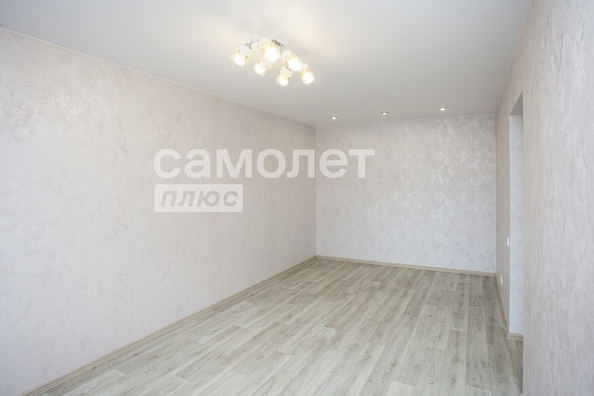 
  Продается 2-комн. квартира, 43 м², Строителей б-р, д. 42
. Фото 3.