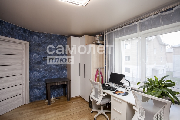 
  Продается 2-комн. квартира, 43.2 м², Суворова ул, д. 12
. Фото 2.