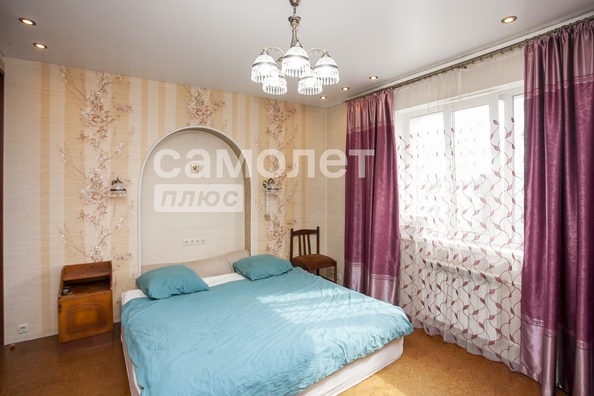 
  Продается 4-комн. квартира, 121.2 м², Шахтеров пр-кт, д. 64
. Фото 2.