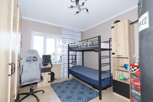 
  Продается 4-комн. квартира, 123 м², Луначарского ул, д. 2а
. Фото 19.