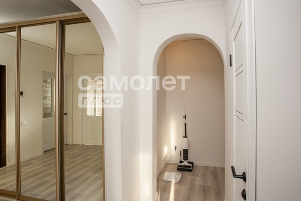 
  Продается 4-комн. квартира, 79.4 м², Молодежный пр-кт, д. 7в
. Фото 15.