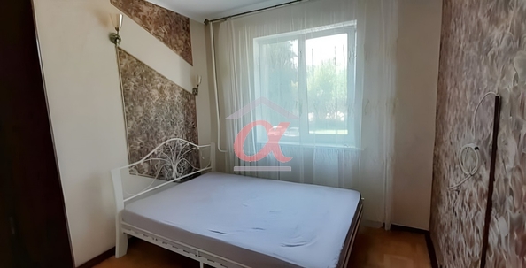 
  Продается 3-комн. квартира, 63.7 м², Октябрьский пр-кт, д. 70
. Фото 3.