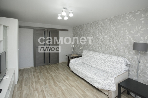 
  Продается 3-комн. квартира, 61 м², Веры Волошиной ул, д. 28
. Фото 3.